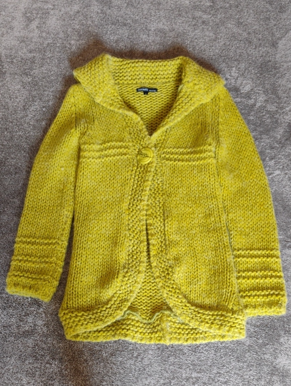Berrerti Chunky Knit Chartreuse Single Button Sweater